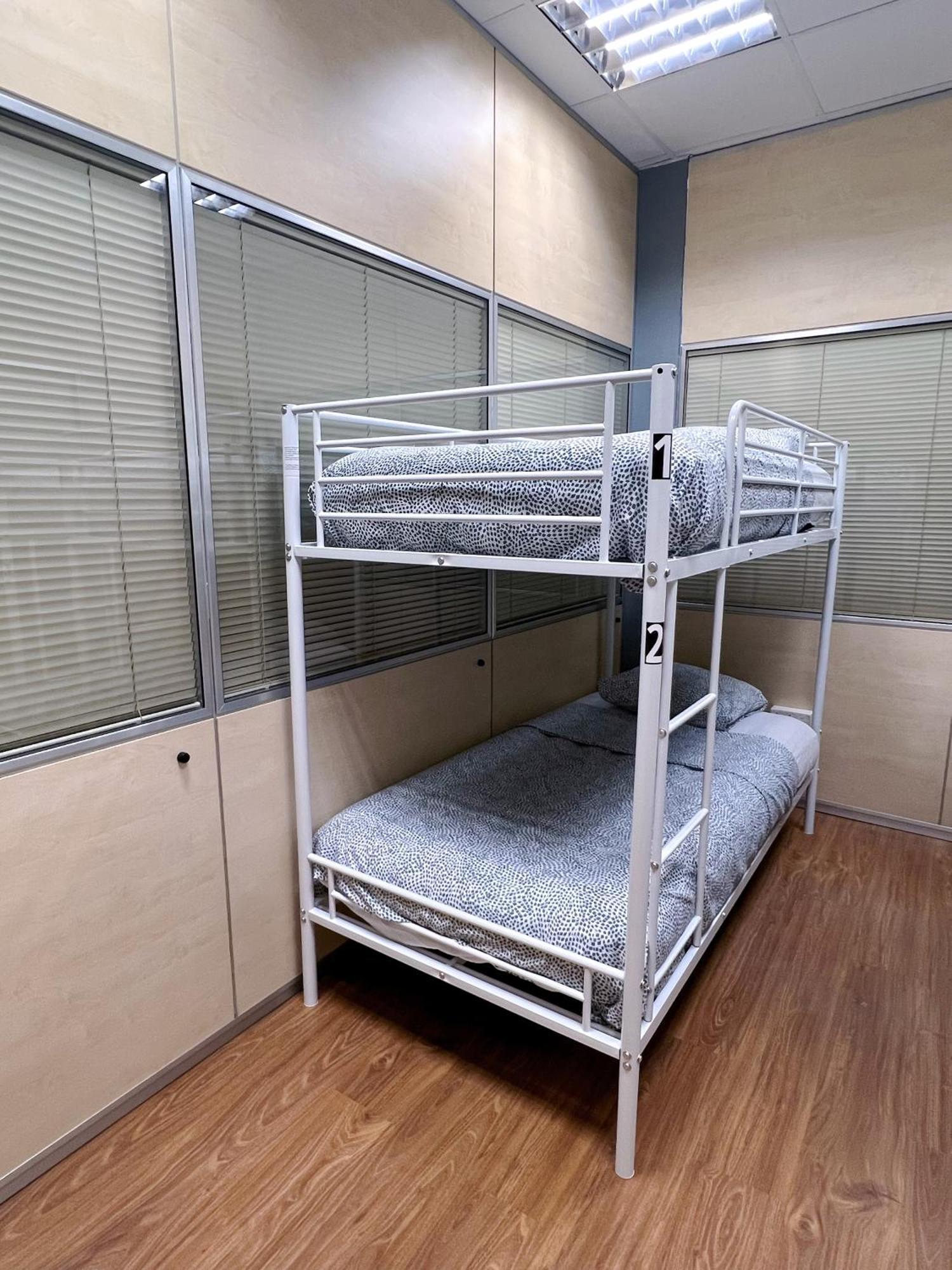 Hostel Acacias Madrid Esterno foto